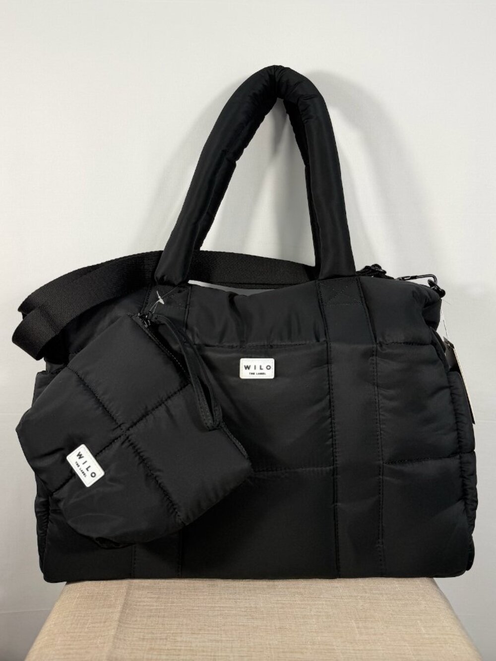 Wilo The Label Multi Pocket Weekender Bag Clutch Black NWT Travel Gym Tote